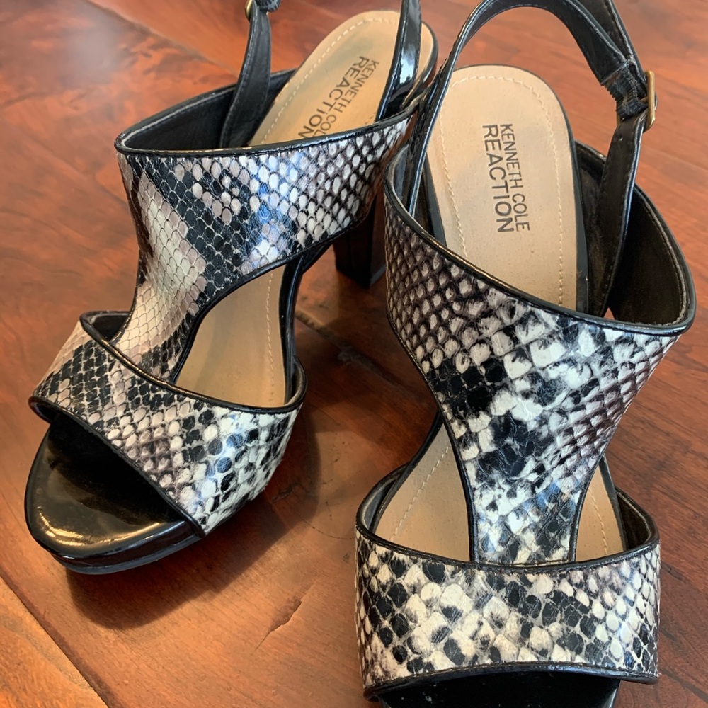 Shoes! Great for summer! ☀️💕 - Picture 1 of 4
